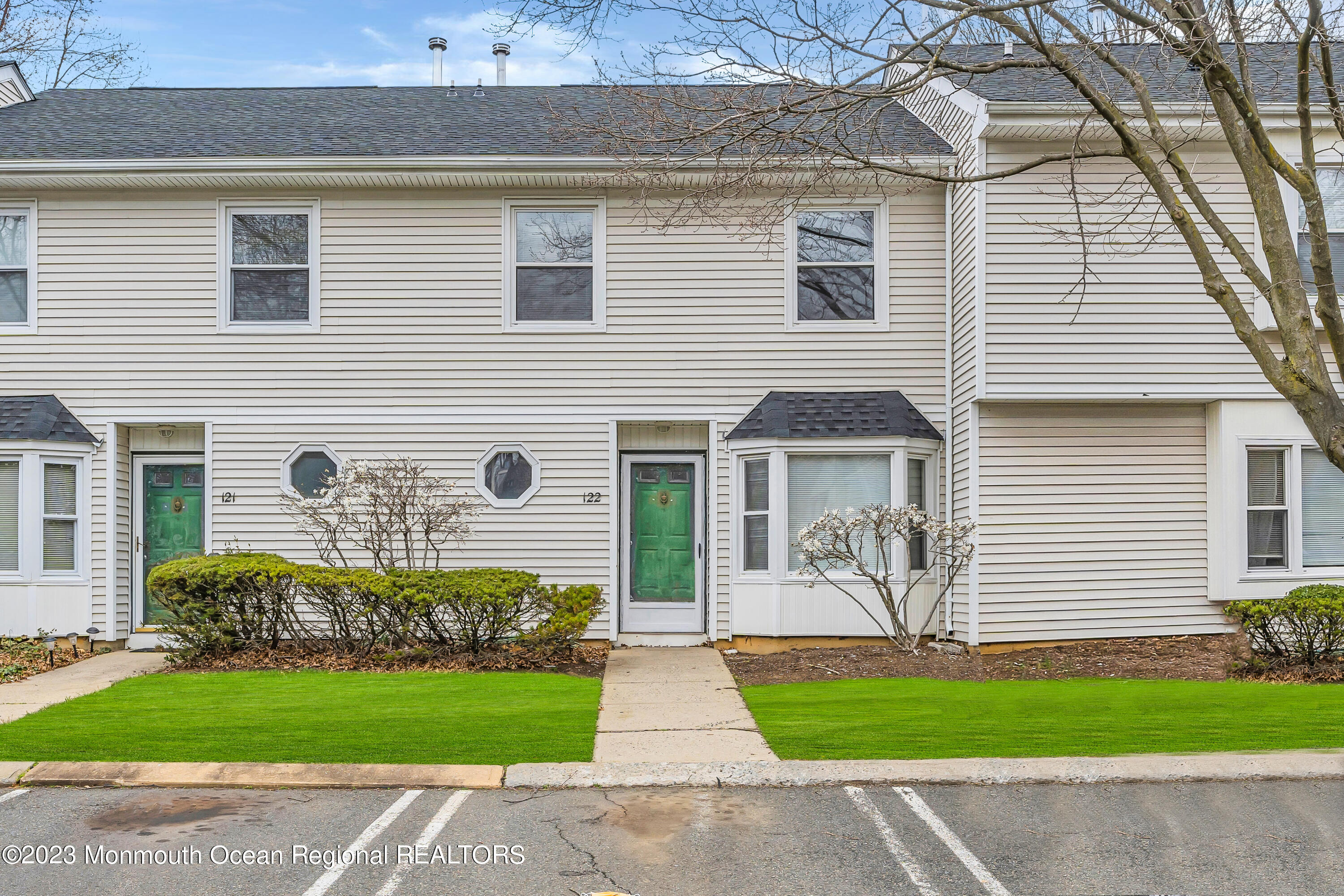 122 La Rue Lane, Unit 122 East Brunswick, NJ 08816 - Photo 1 of 28 001__dsc0522-1b