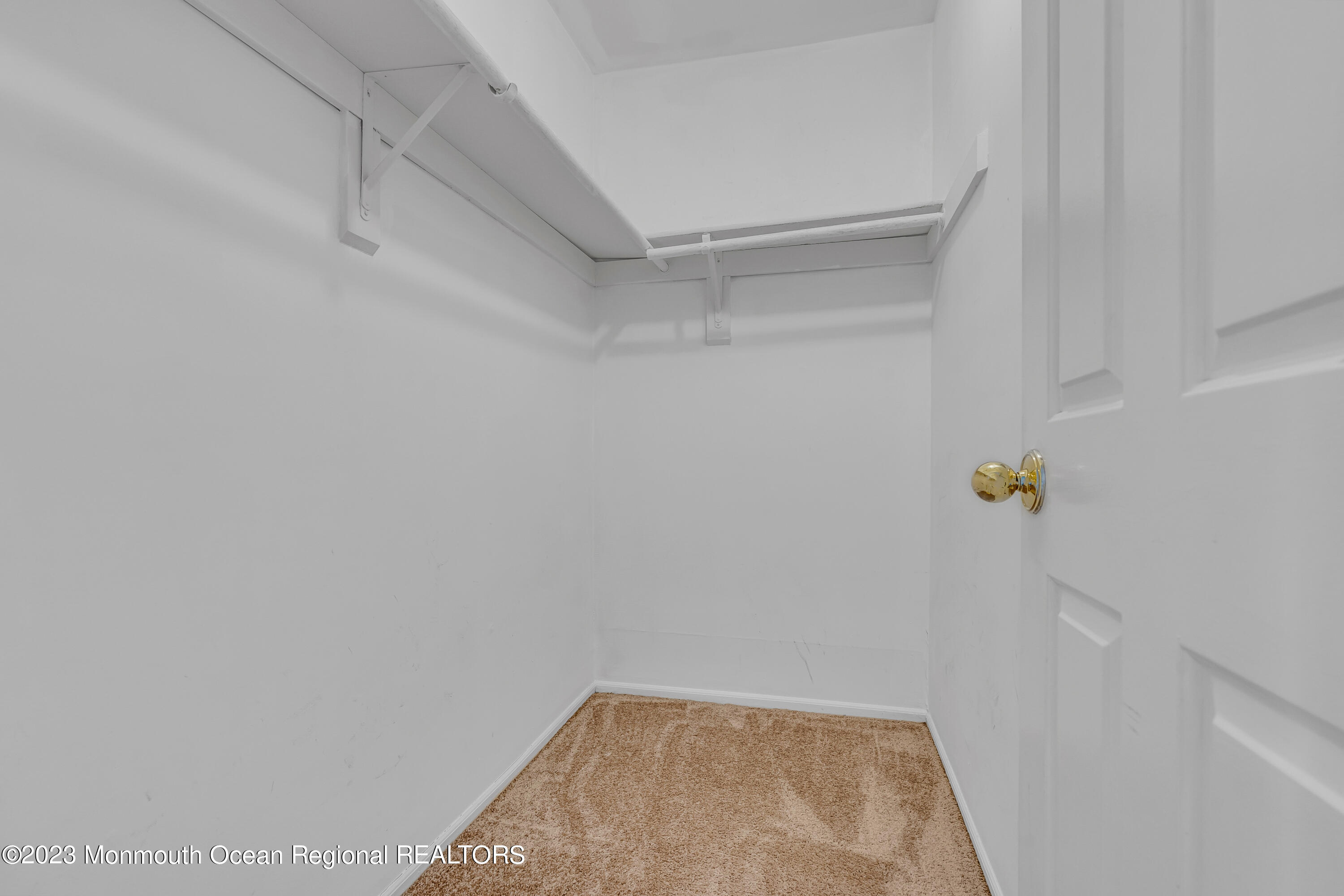 122 La Rue Lane, Unit 122 East Brunswick, NJ 08816 - Photo 18 of 28 018__dsc0467