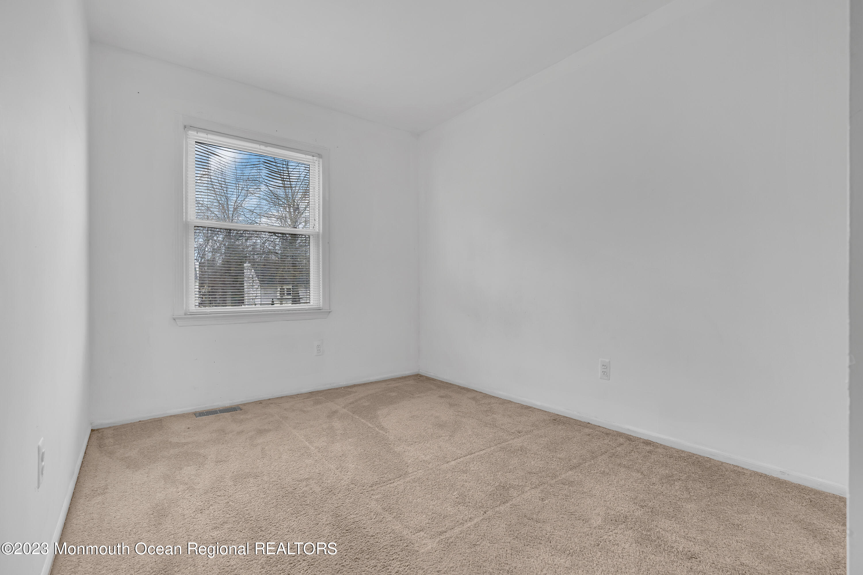 122 La Rue Lane, Unit 122 East Brunswick, NJ 08816 - Photo 23 of 28 022__dsc0487