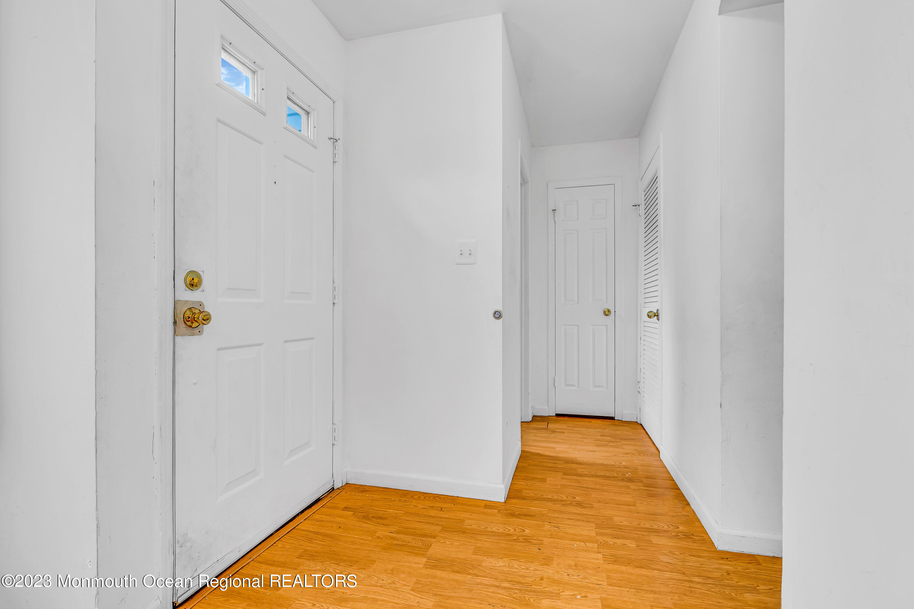 122 La Rue Lane, Unit 122 East Brunswick, NJ 08816 - Photo 3 of 28 007__dsc0432