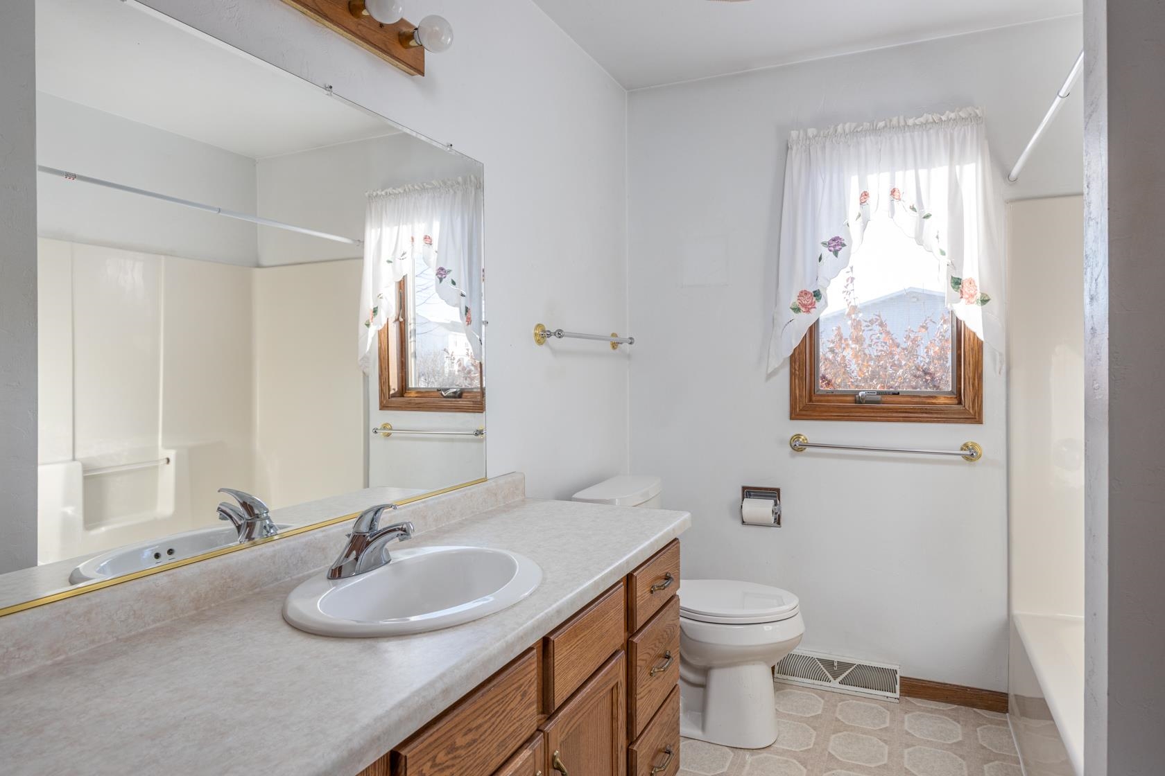 W2247 Block Road Appleton, WI 54915 - Photo 12 of 18