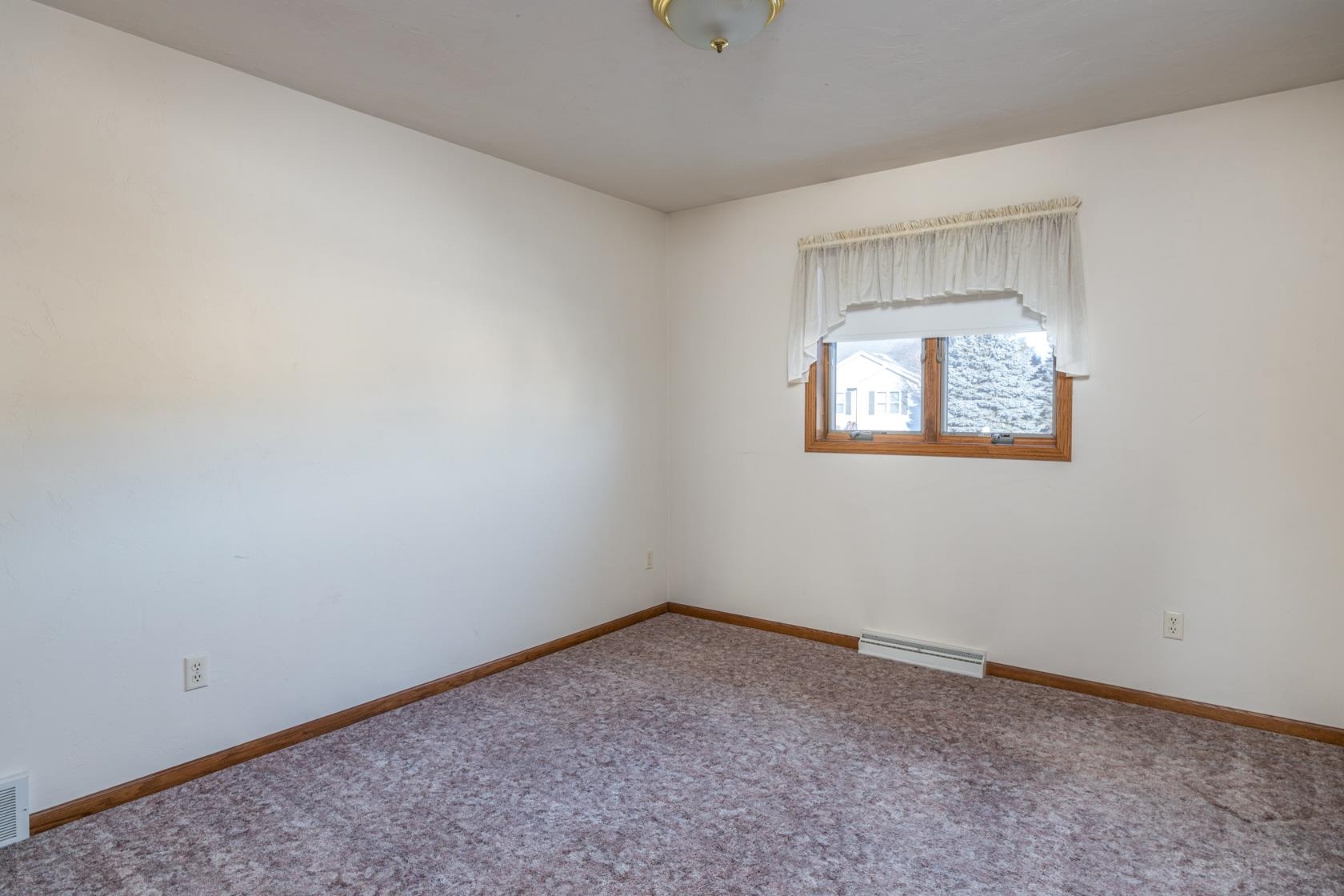 W2247 Block Road Appleton, WI 54915 - Photo 9 of 18