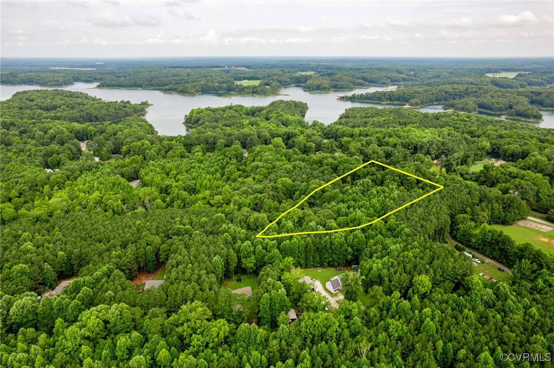 2807 Chickahominy Road Toano, VA 23168 - Photo 8 of 12 Drone / aerial view with a water view