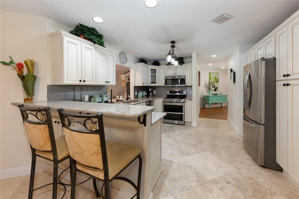 2413 Southwest Murphy Road Palm City, FL 34990 - Photo 15 of 36 Gallery Image 15