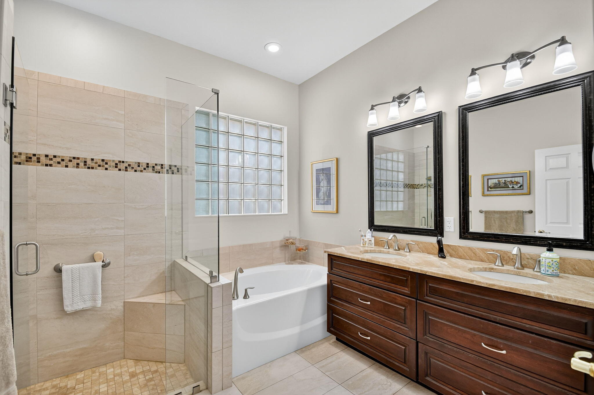7811 Rockford Road Boynton Beach, FL 33472 - Photo 22 of 72 primary bathroom