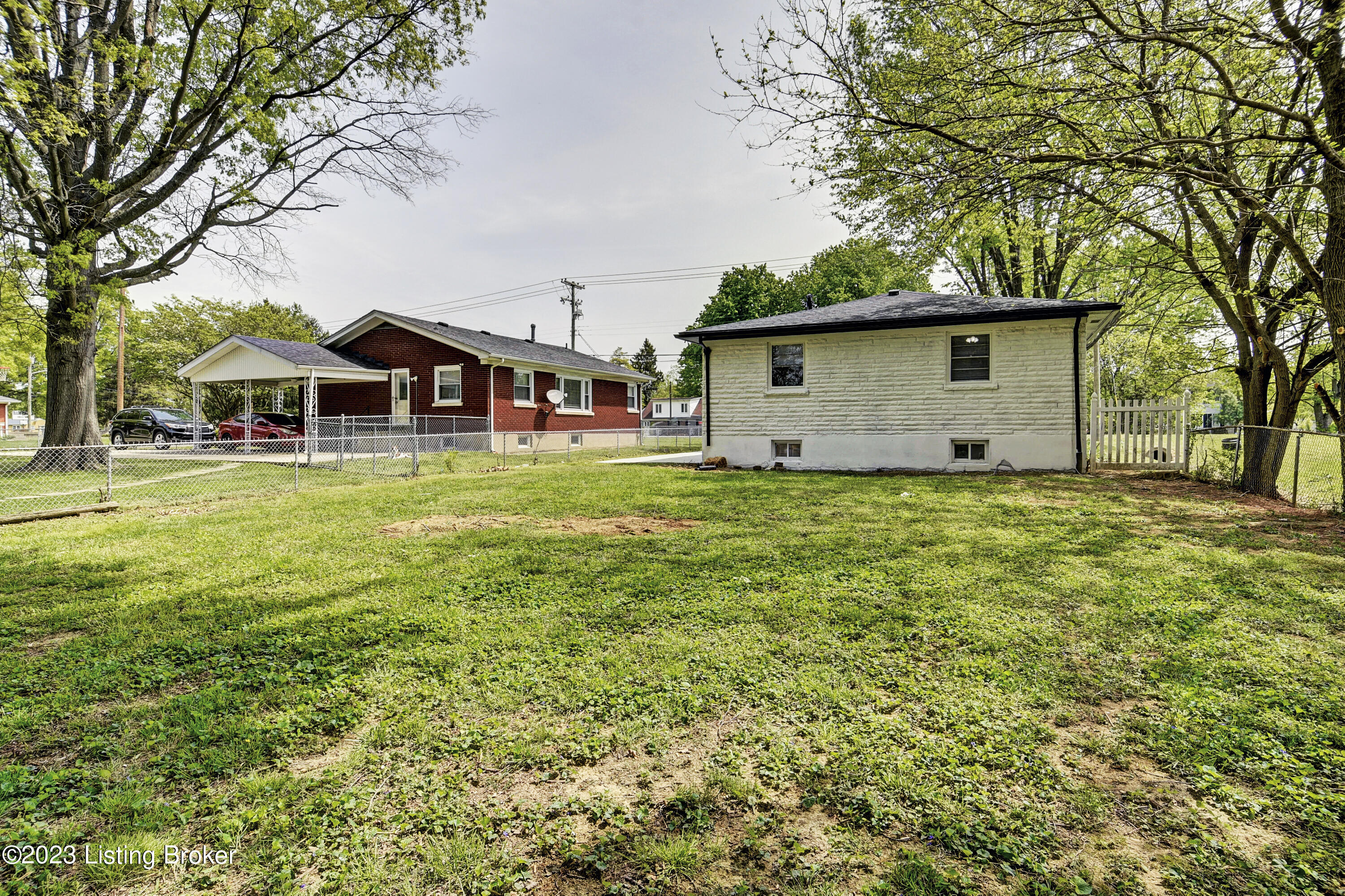 4400 Dover Road Louisville, KY 40216 - Photo 8 of 30 _DSC3431_2_3_4_5