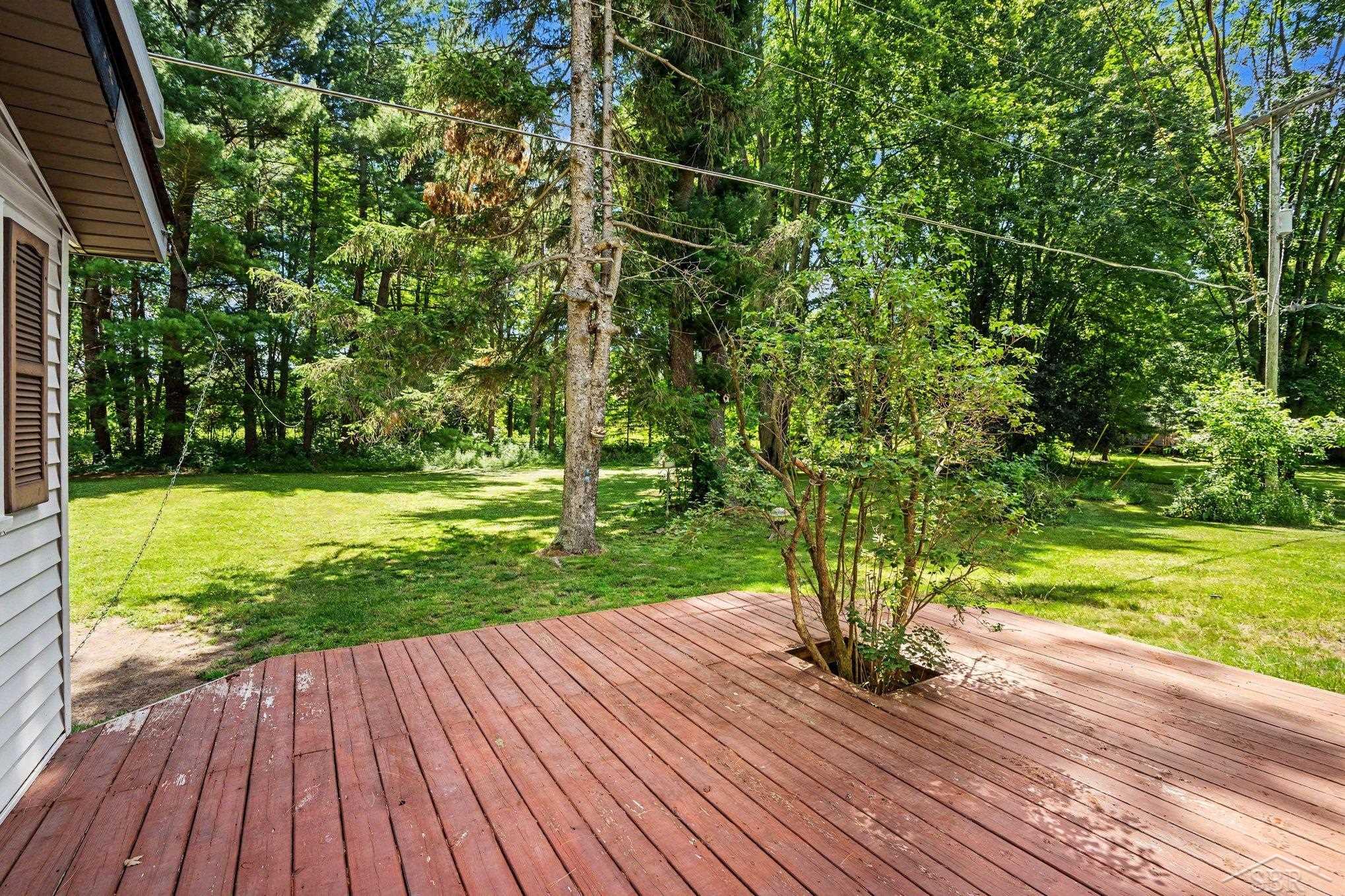 2346 North Hope Road Midland, MI 48642 - Photo 24 of 26 50213400-3b47365a-7a46-48d9-96cc-c75802d46ade.JPG