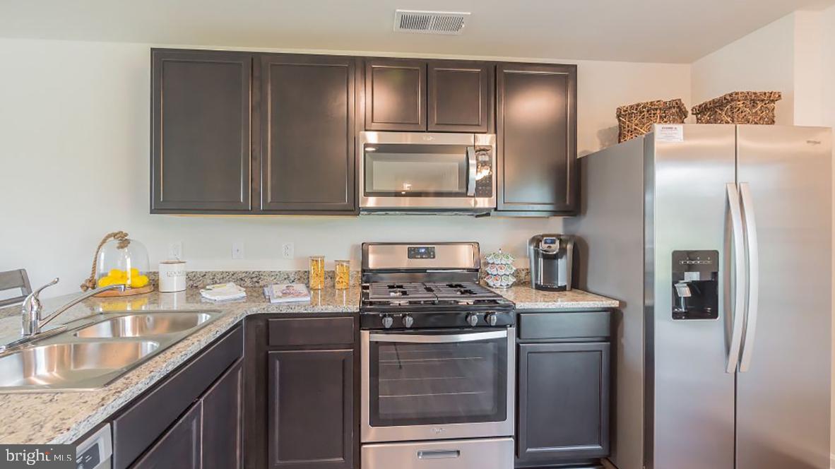 4 Wright Road Barnegat, NJ 08005 - Photo 24 of 26 Photography is of this plans model home