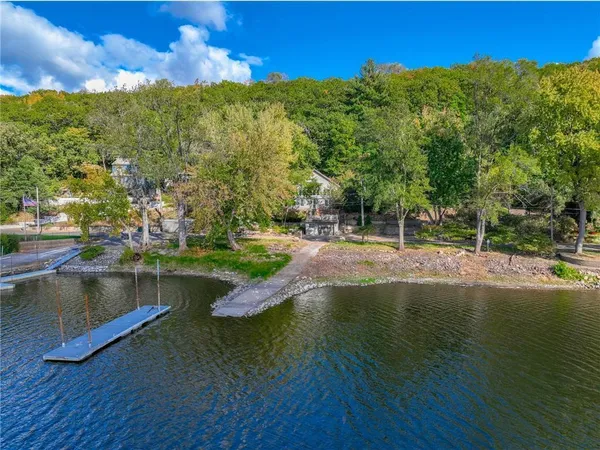 $995,000 | 1100 Front Street, Hudson, WI 54016