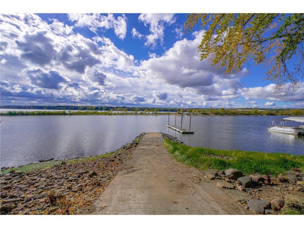 1100 Front Street Hudson, WI 54016 - Photo 12 of 14