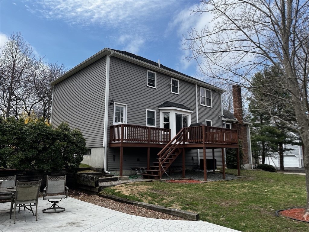 19 Smith Road Mansfield, MA 02048 - Photo 33 of 34