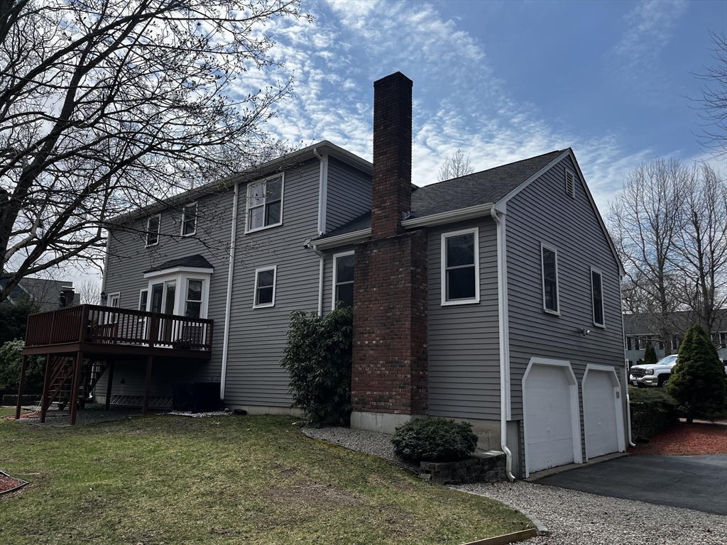 19 Smith Road Mansfield, MA 02048 - Photo 4 of 34