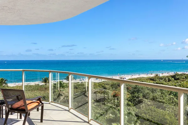 $3,890,000 | 3920 North Ocean Drive, Unit 6A, Singer Island, FL 33404