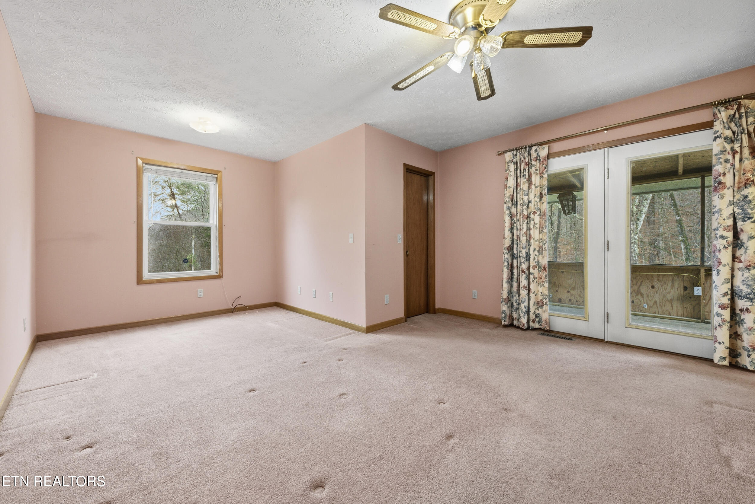 3522 Bogard Road Cosby, TN 37722 - Photo 19 of 48 14_img_0052