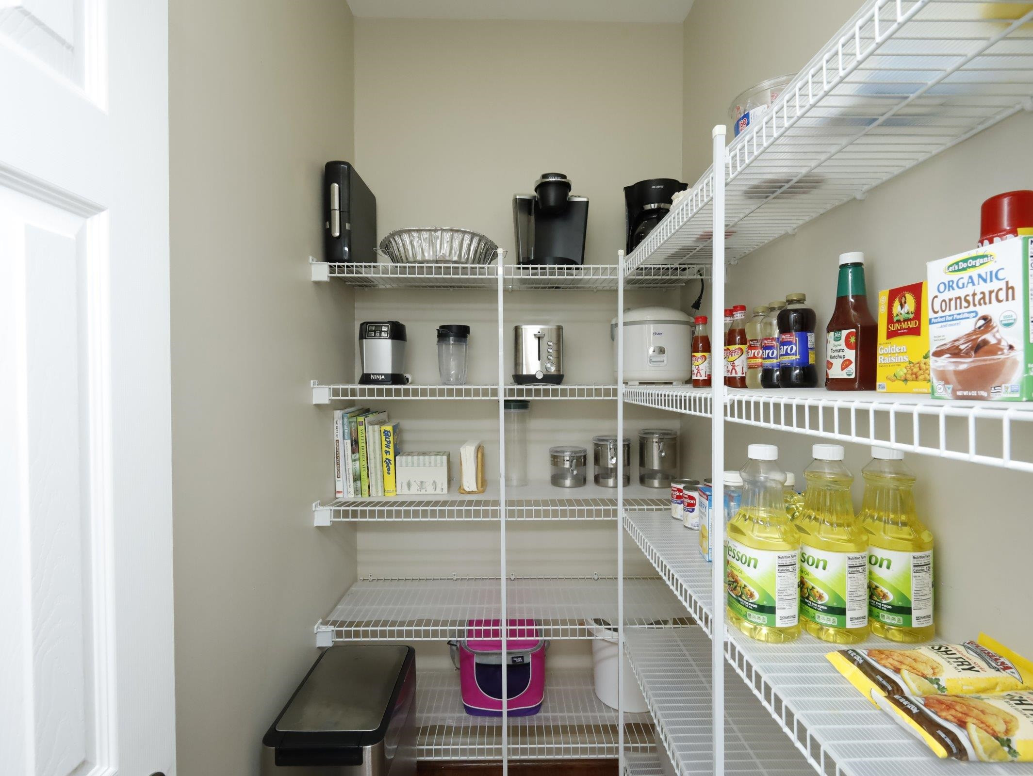 2565 Bittersweet Drive Durham, NC 27705 - Photo 22 of 37 a living room with furniture