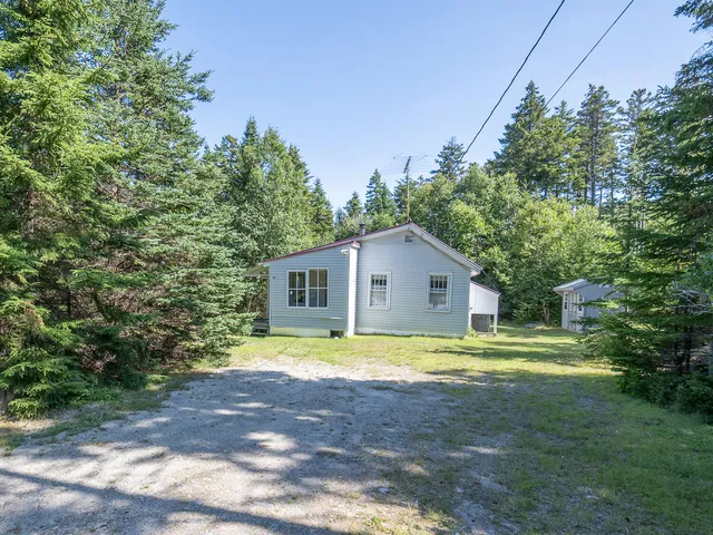 $275,000 | 373 Harbor Drive, Tremont, ME 04653