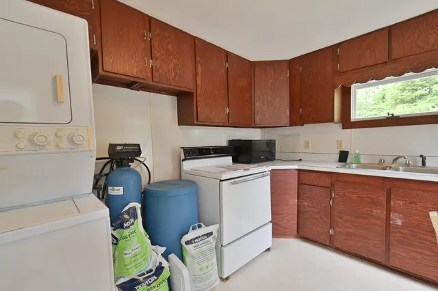 $275,000 | 373 Harbor Drive, Tremont, ME 04653