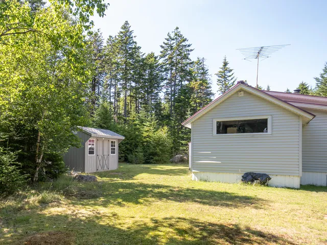 $275,000 | 373 Harbor Drive, Tremont, ME 04653