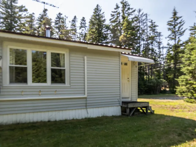$275,000 | 373 Harbor Drive, Tremont, ME 04653