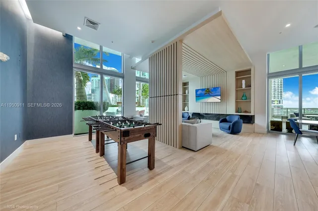 $599,000 | 90 Southwest 3rd Street, Unit 3109, Miami, FL 33130