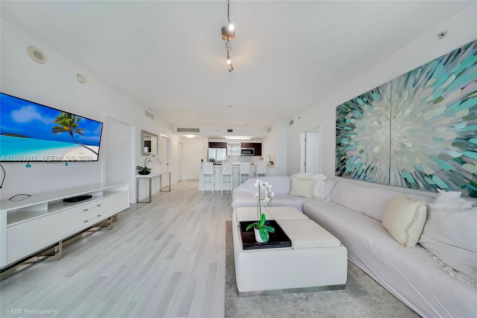 90 Southwest 3rd Street, Unit 3109 Miami, FL 33130 - Photo 10 of 26