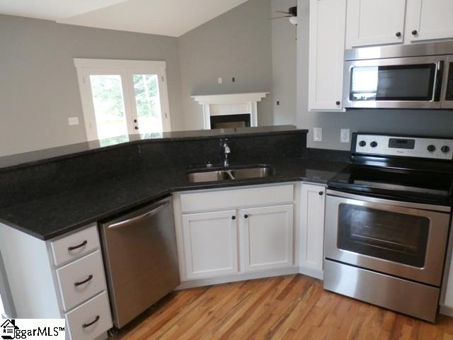 16 Hester Road Greenville, SC 29609 - Photo 5 of 9 Gallery Image 5