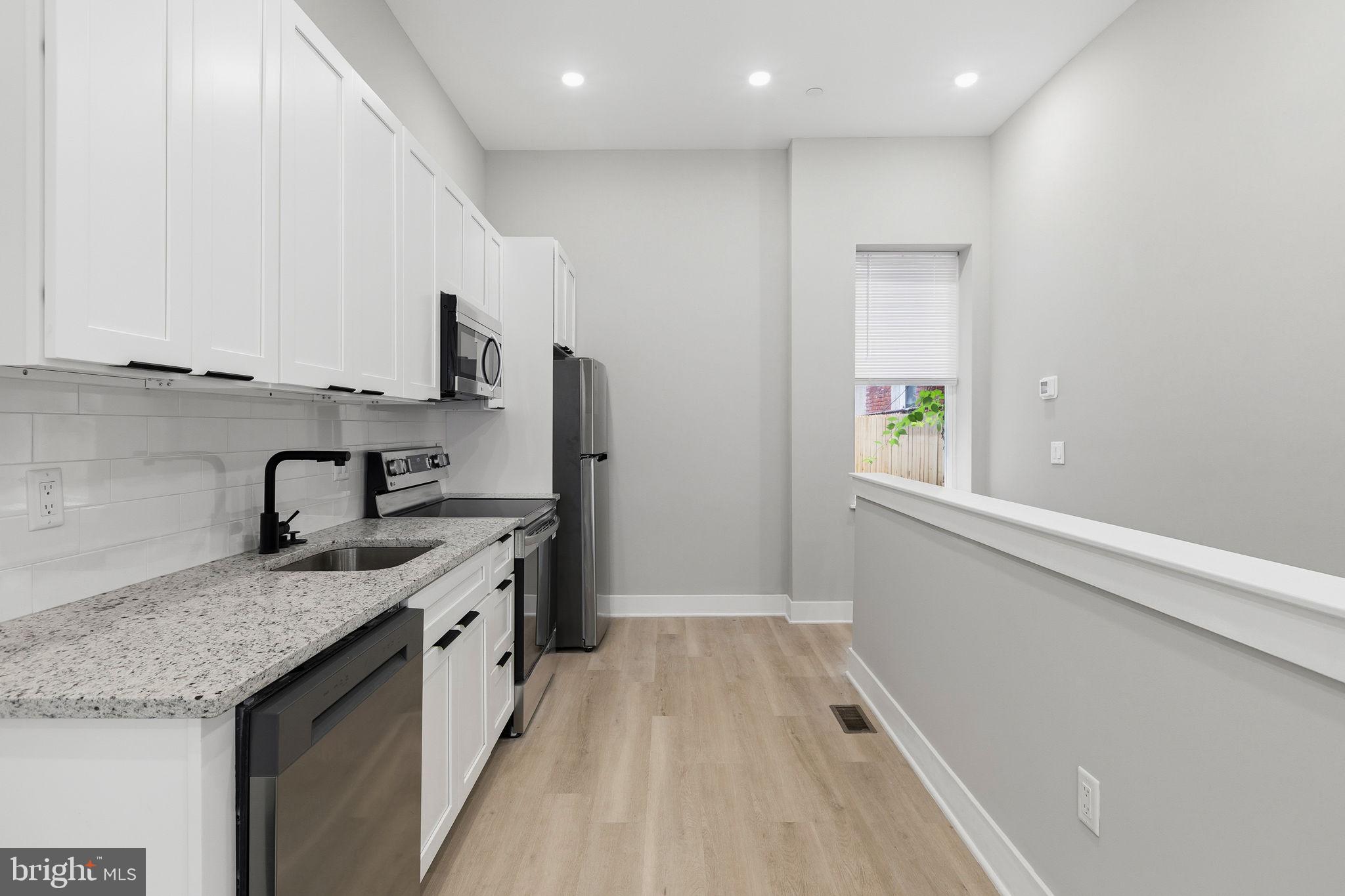 856 North 19th Street, Unit 1 Philadelphia, PA 19130 - Photo 4 of 19