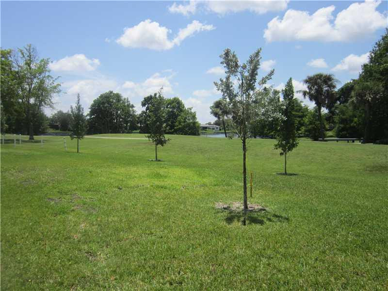 8838 West McNab Road, Unit 101 Tamarac, FL 33321 - Photo 3 of 11 Exterior Front