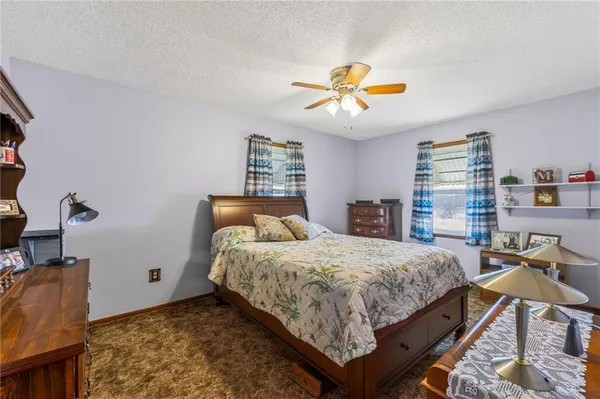 $479,900 | 1869 190th Road, Wathena, KS 66090