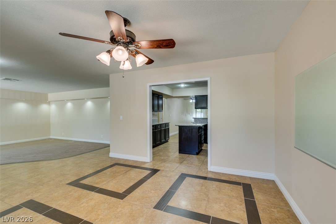 3221 East Rochelle Avenue Las Vegas, NV 89121 - Photo 11 of 37