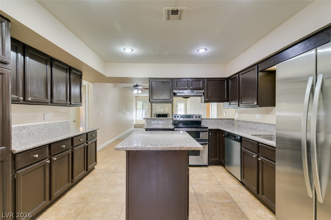 3221 East Rochelle Avenue Las Vegas, NV 89121 - Photo 13 of 37