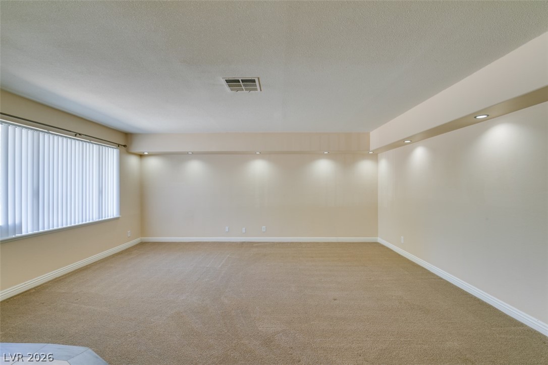 3221 East Rochelle Avenue Las Vegas, NV 89121 - Photo 5 of 37
