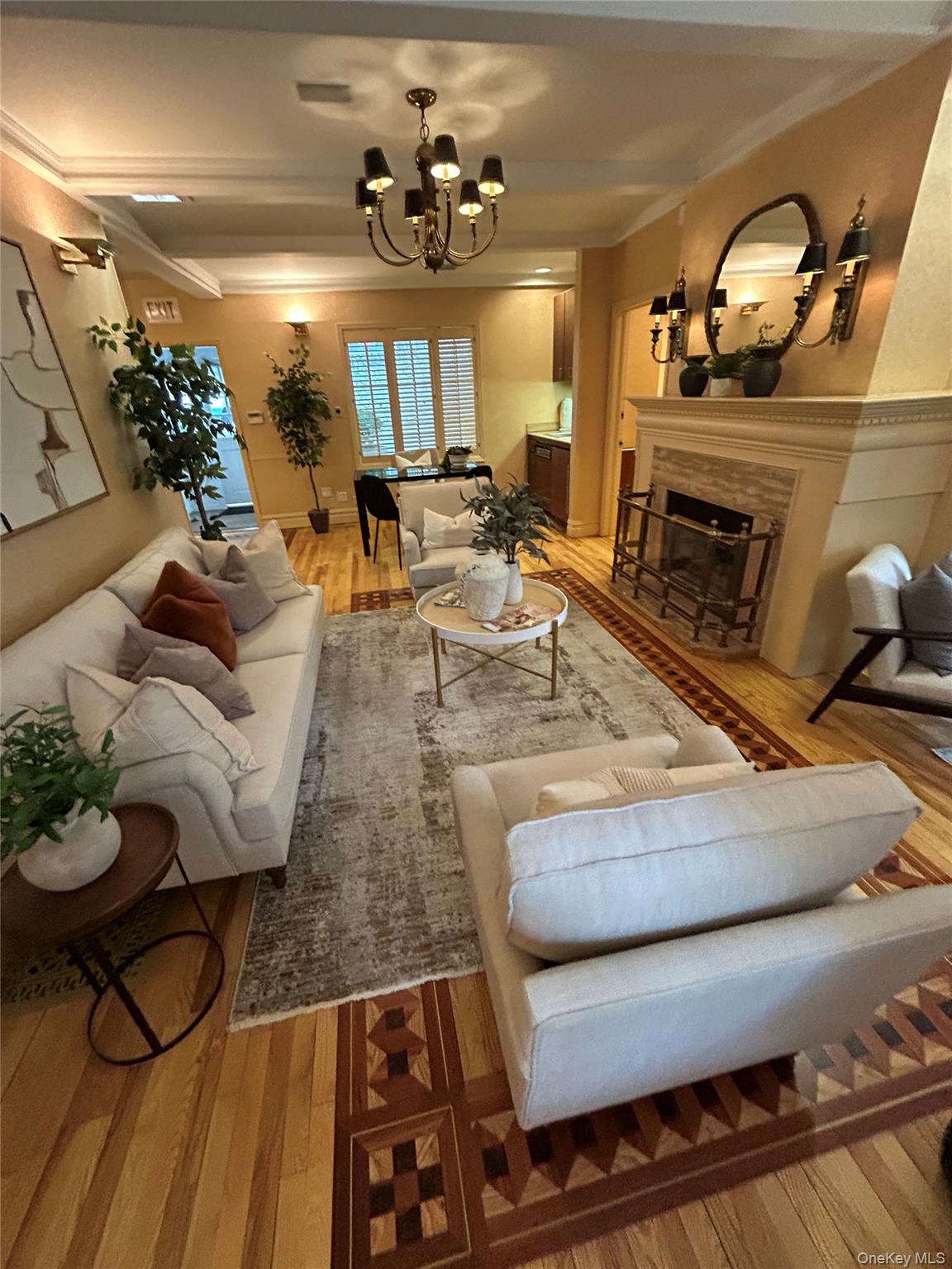 915 Palmer Road Bronxville, NY 10708 - Photo 2 of 12