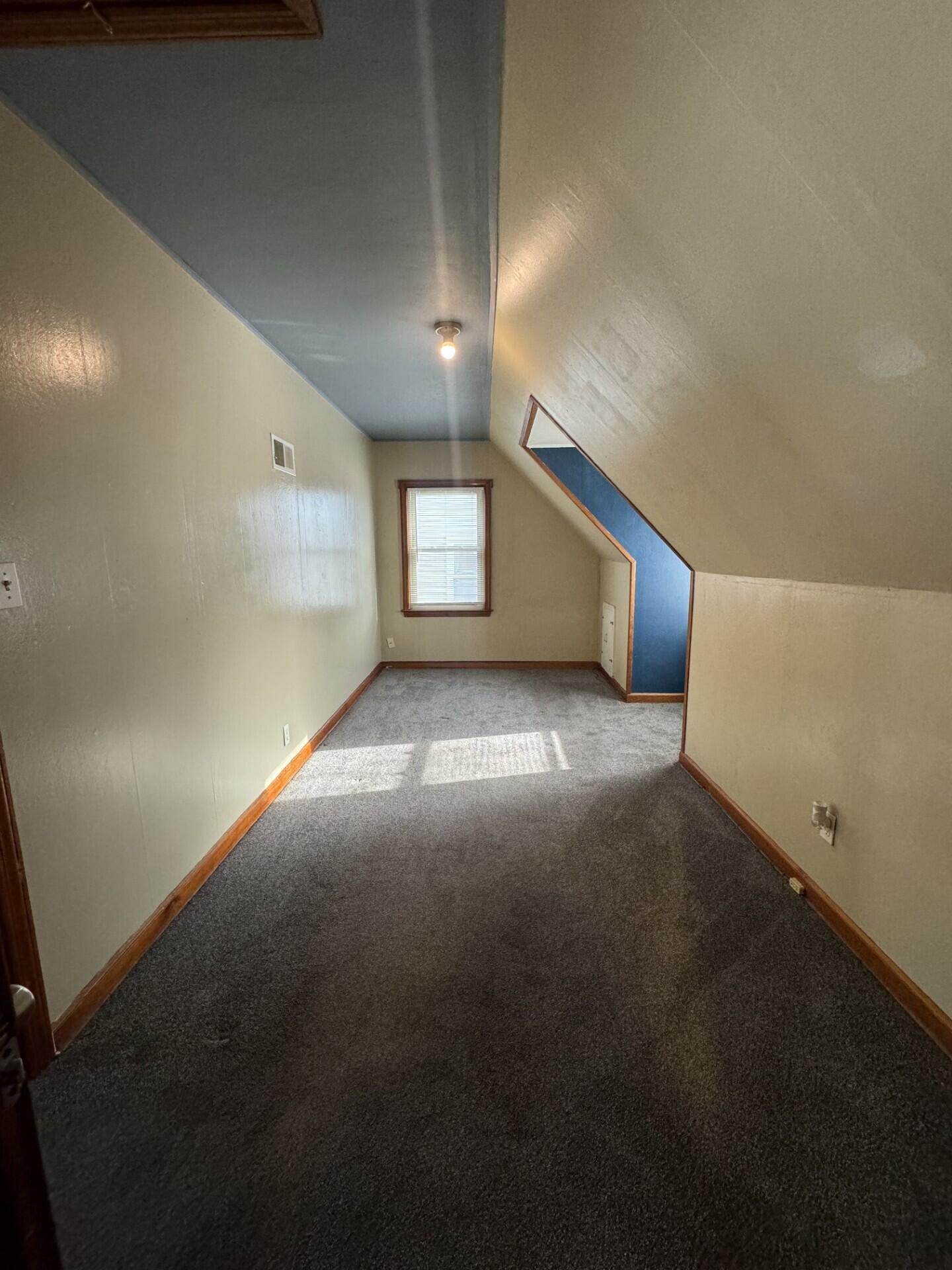 7710 West Keefe Avenue, Unit UPPR Milwaukee, WI 53222 - Photo 8 of 13 Bedroom 1