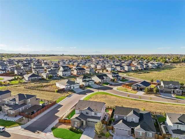 a picture of a wall with a white wall and a picture