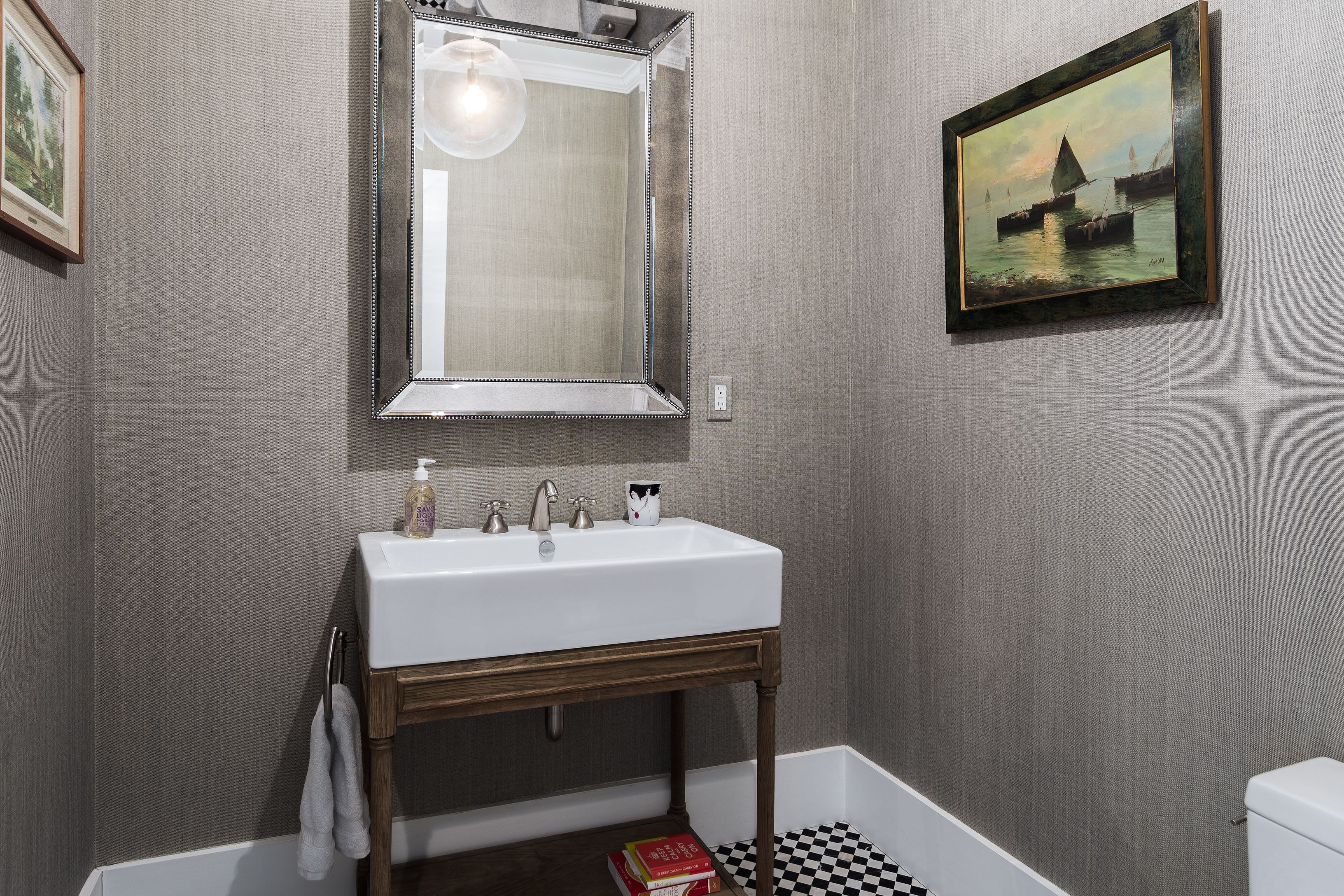 19 Roberts Lane East Hampton, NY 11937 - Photo 12 of 33