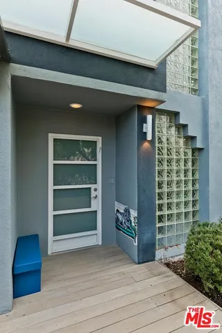 a view of an entryway of house