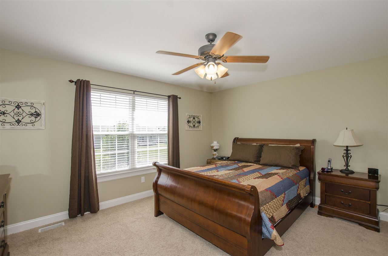 1412 Santa Fe Road Washington, IL 61571 - Photo 15 of 36 Gallery Image 15