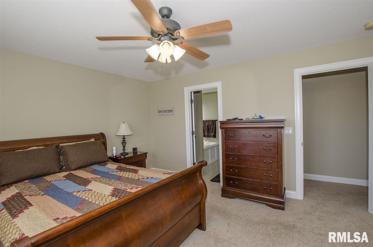 1412 Santa Fe Road Washington, IL 61571 - Photo 16 of 36 Gallery Image 16