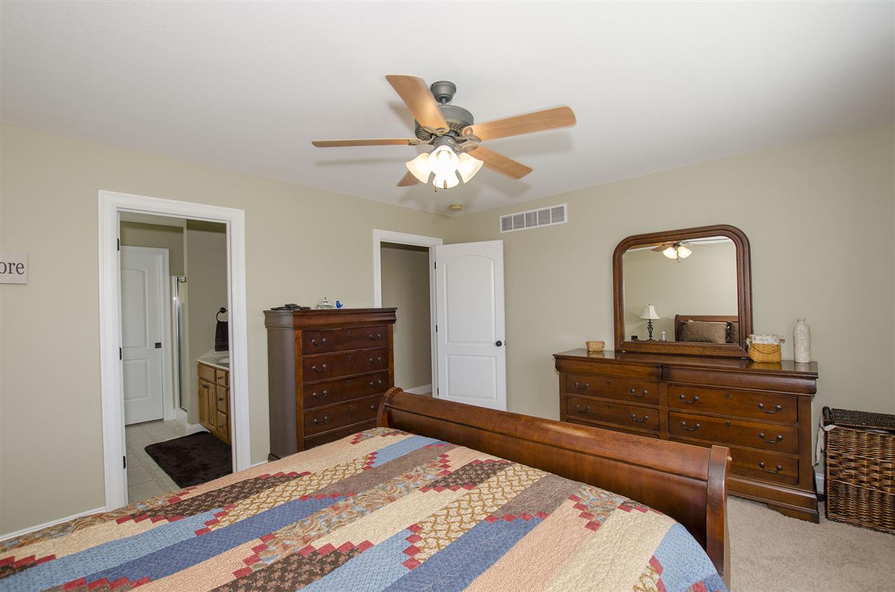1412 Santa Fe Road Washington, IL 61571 - Photo 17 of 36 Gallery Image 17