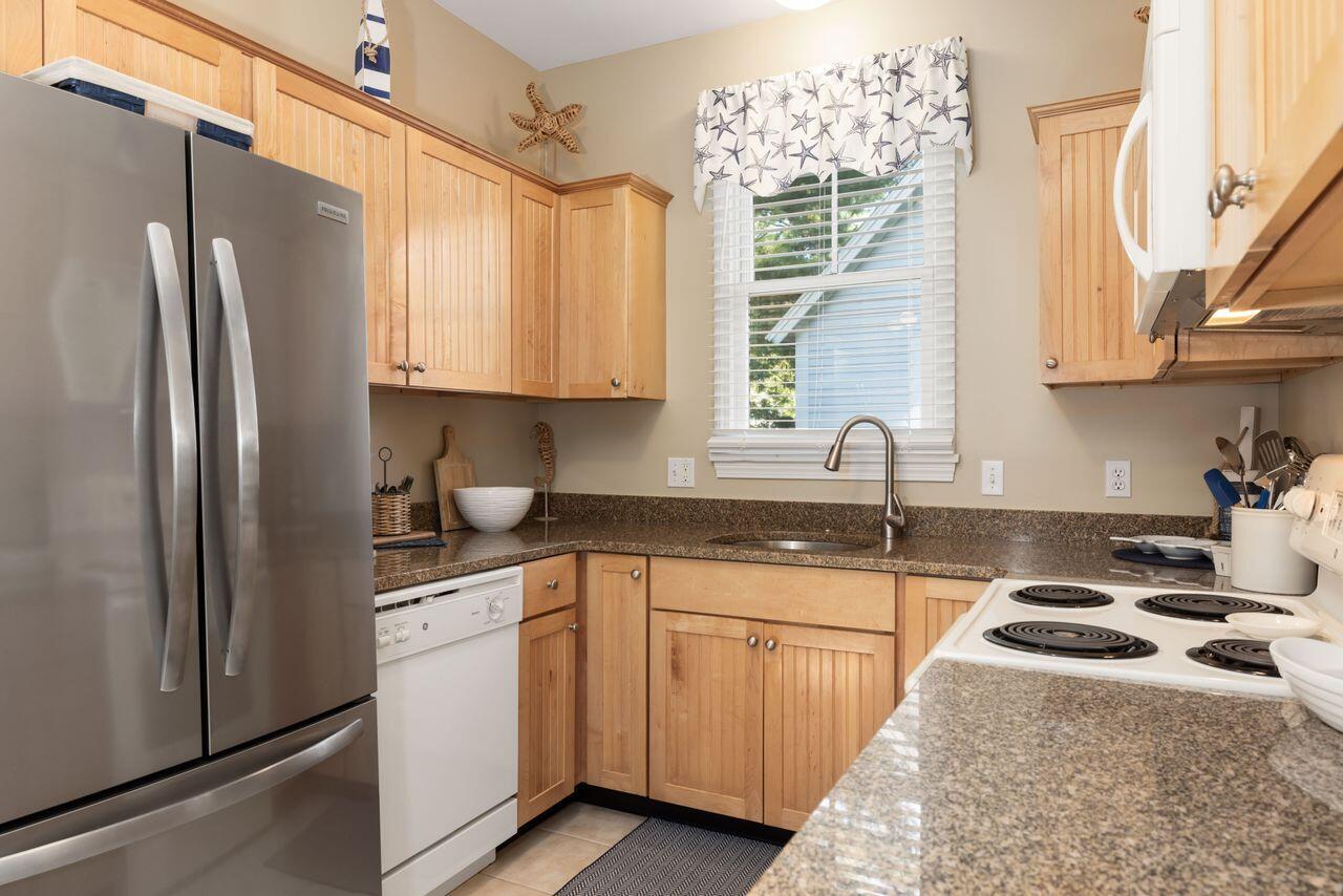 454 Post Road, Unit 348 Wells, ME 04090 - Photo 32 of 40 3G0A9841