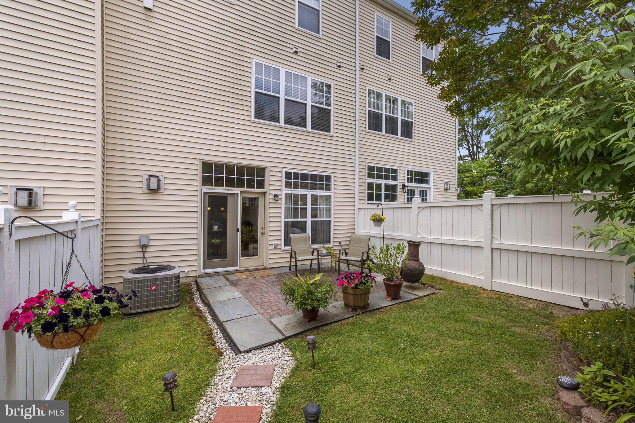 23418 Clarksridge Road Clarksburg, MD 20871 - Photo 30 of 40 Backyard