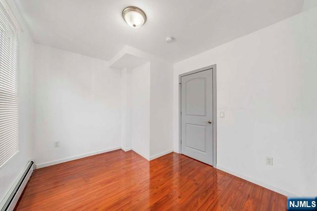 19 Intervale Road Teaneck, NJ 07666 - Photo 10 of 20