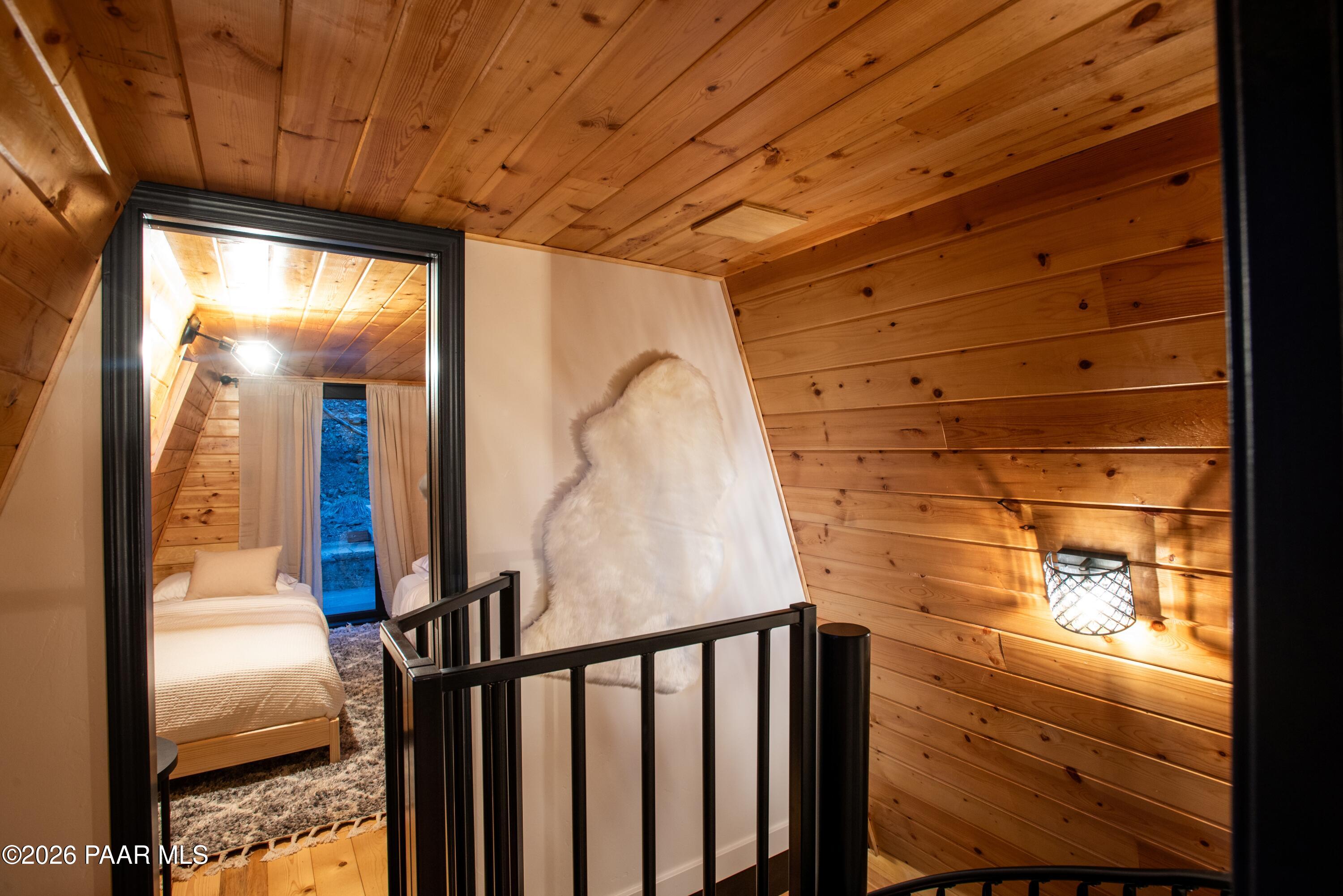 2008 East Empire Road Prescott, AZ 86303 - Photo 22 of 27 Upstairs Landing