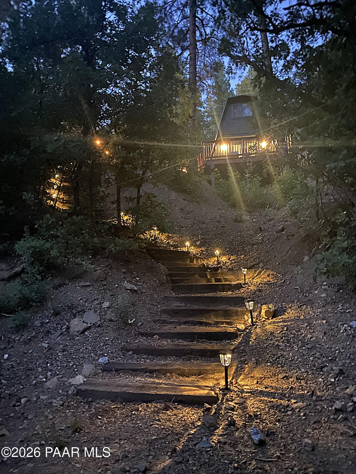 2008 East Empire Road Prescott, AZ 86303 - Photo 26 of 27 Walkway