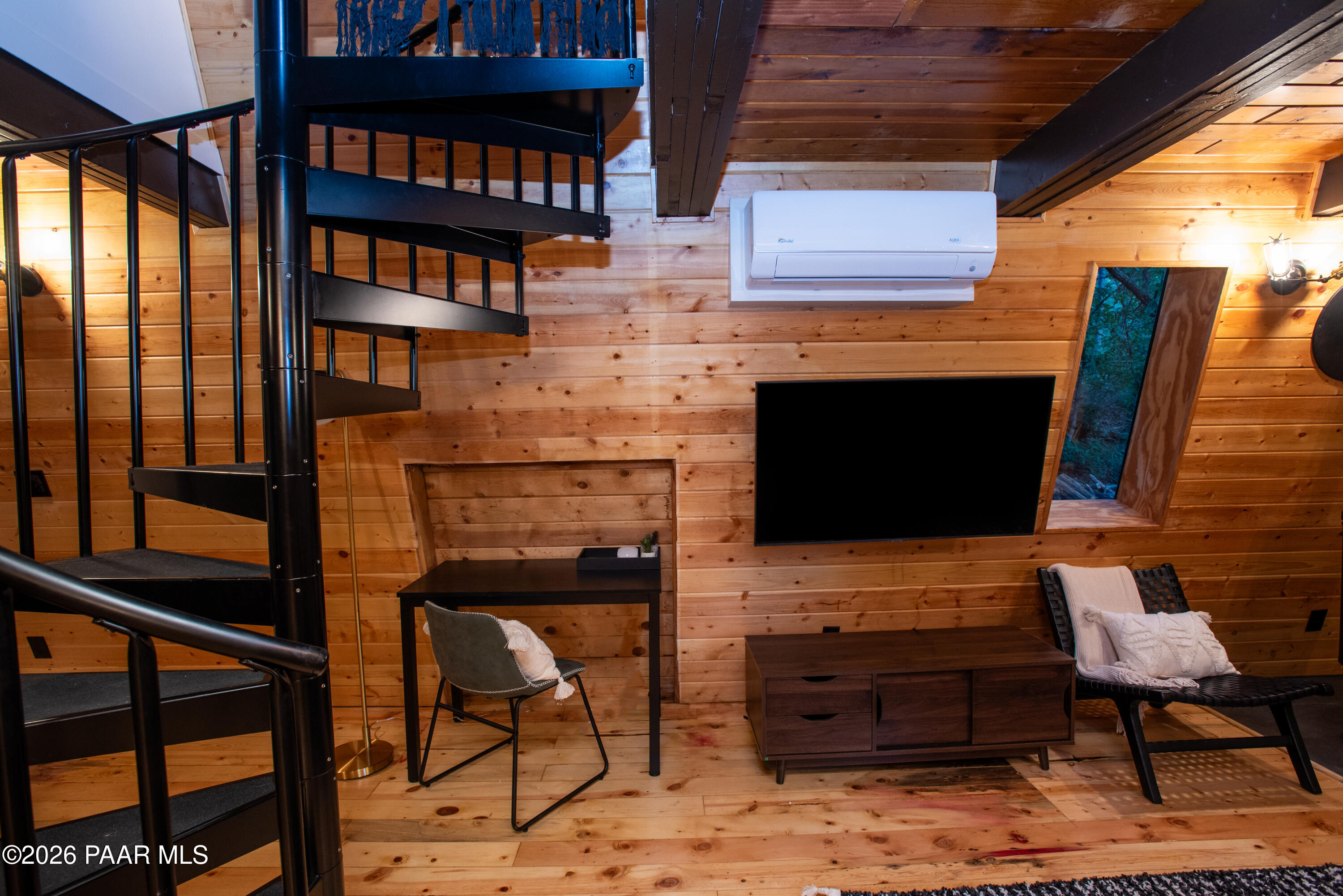 2008 East Empire Road Prescott, AZ 86303 - Photo 9 of 27 Living Room 3