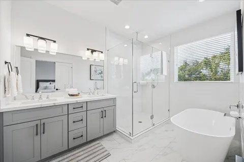 $349,700 | 1824 West Tidwell Road, Houston, TX 77091