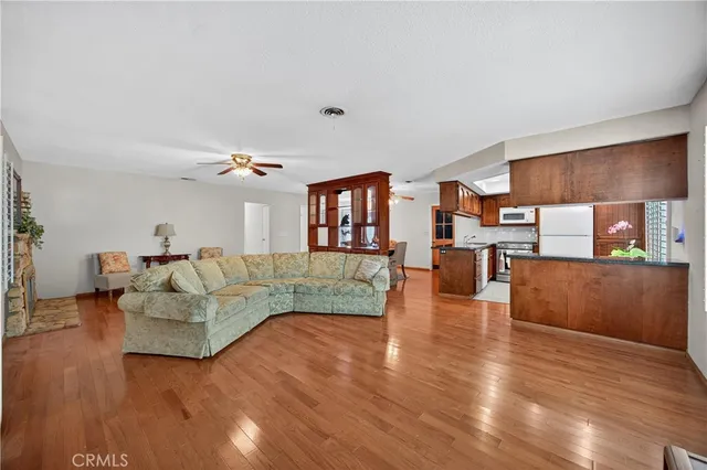 $1,340,000 | 3149 Sharon Lane, Costa Mesa, CA 92626