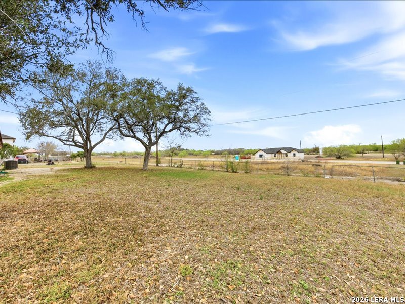 134 Robinhood Kenedy, TX 78119 - Photo 25 of 26