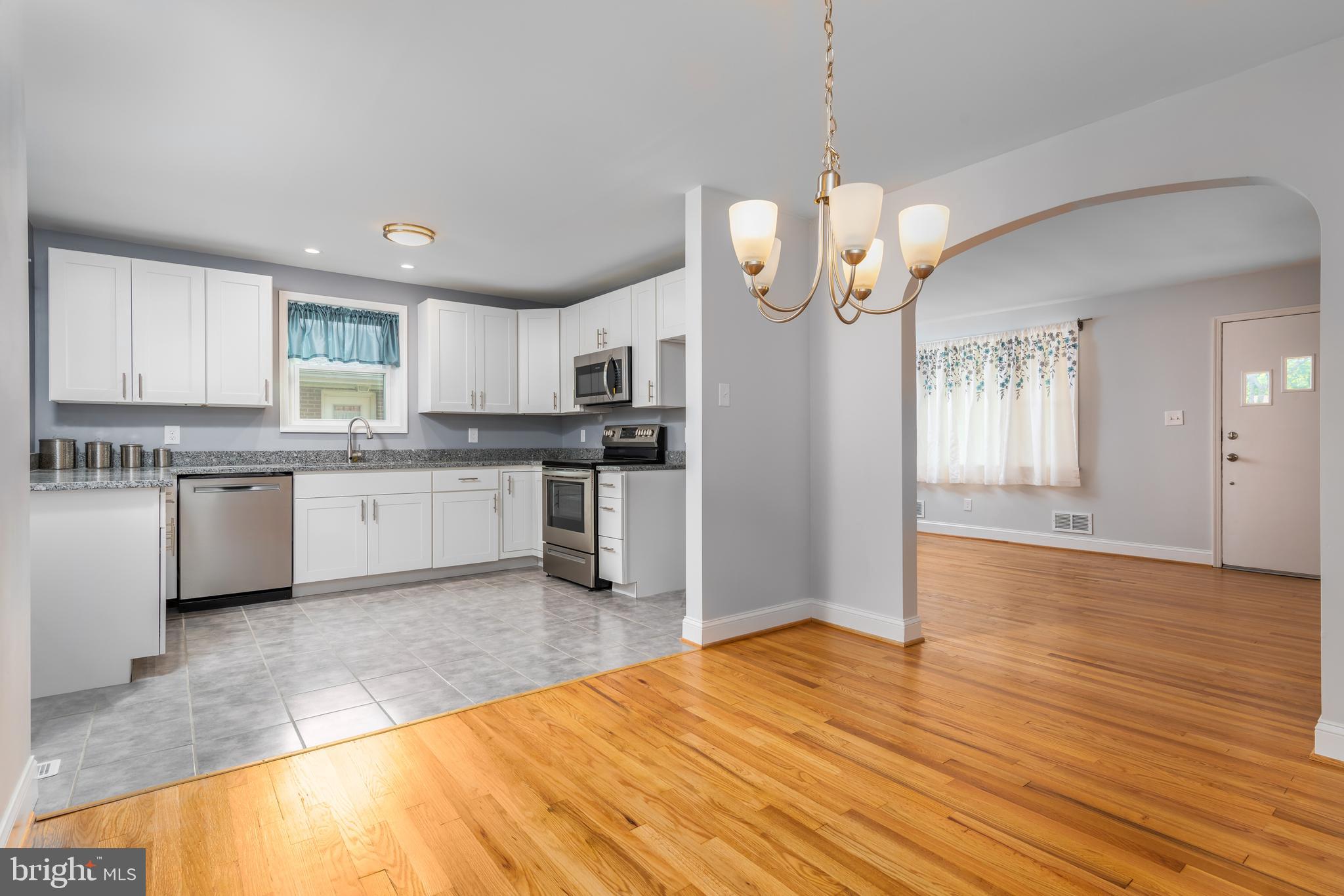 1921 Sunberry Road Baltimore, MD 21222 - Photo 14 of 41 Gallery Image 14